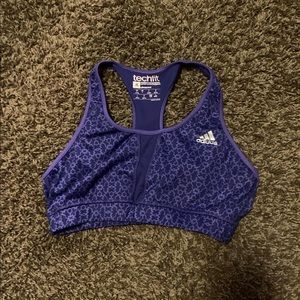 2 sports bras good condition